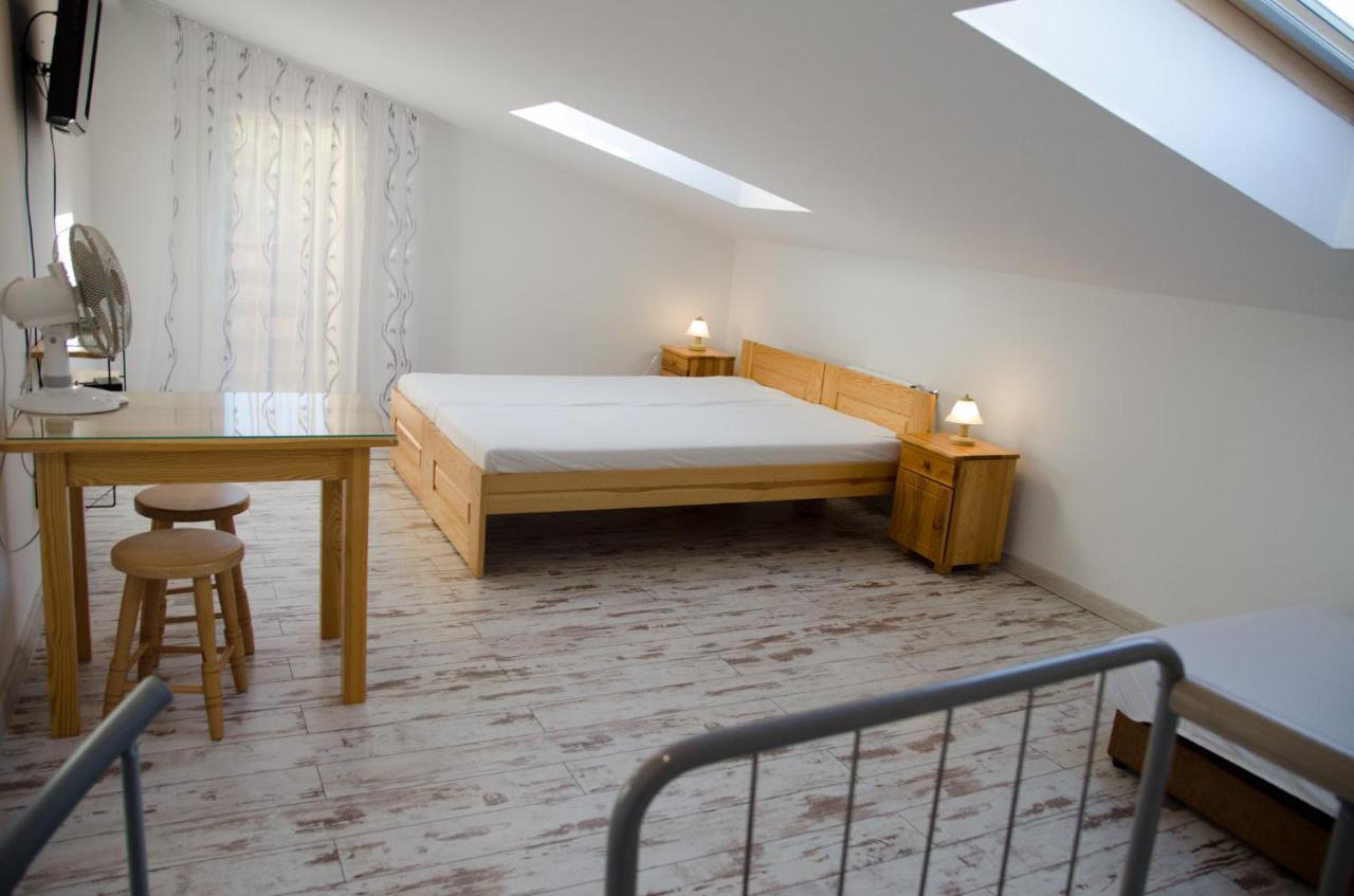 Farm stay Pod Debami Wadowice