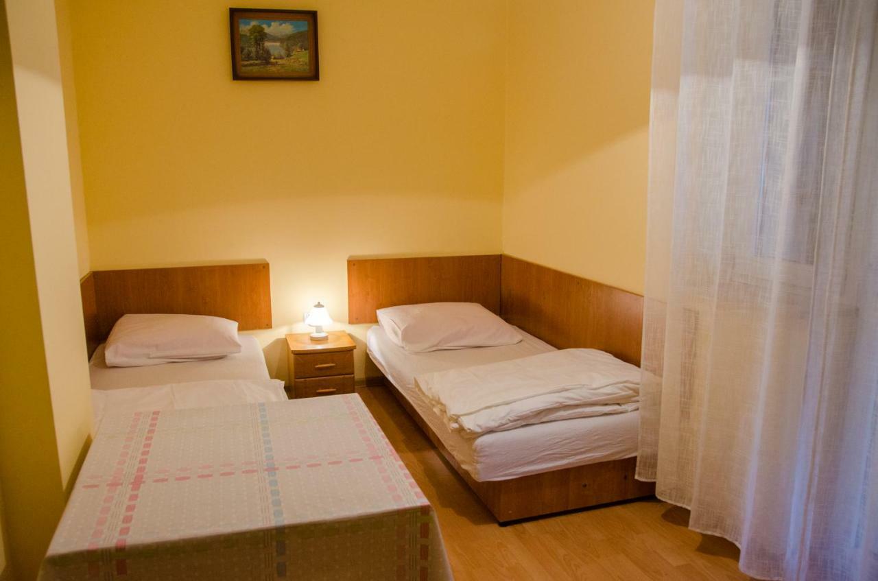 Farm stay Pod Debami Wadowice